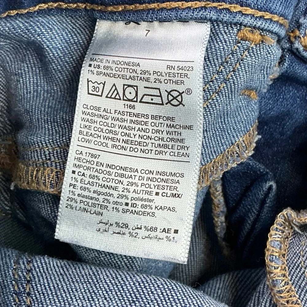 Old Navy Blue Rockstar Jeggings Kids 7 Sequin Star Patch Raw Hem S/343325-00